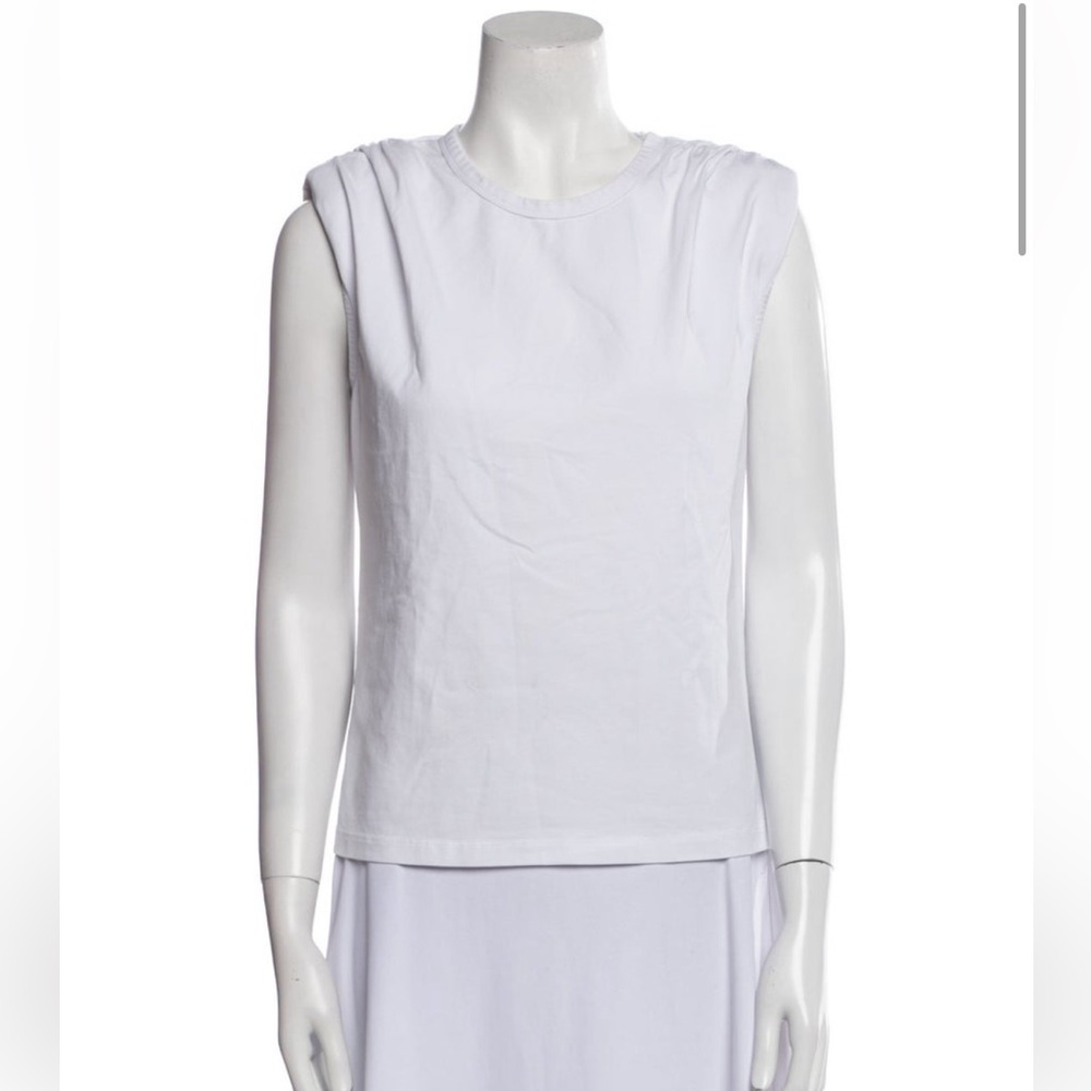 Veronica Beard Crew Neck Sleeveless Top
Size: XS